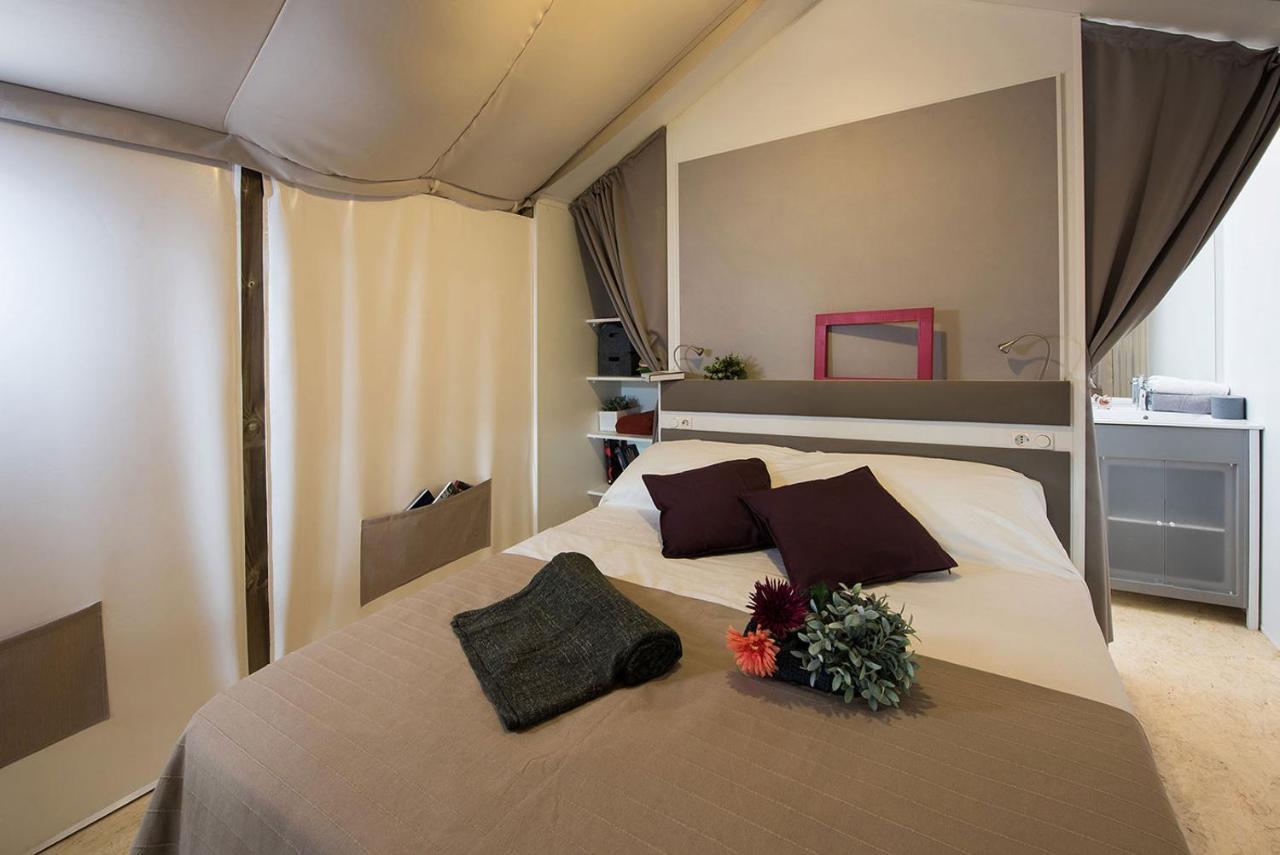 Camping Lacona Pineta Capoliveri  Εξωτερικό φωτογραφία