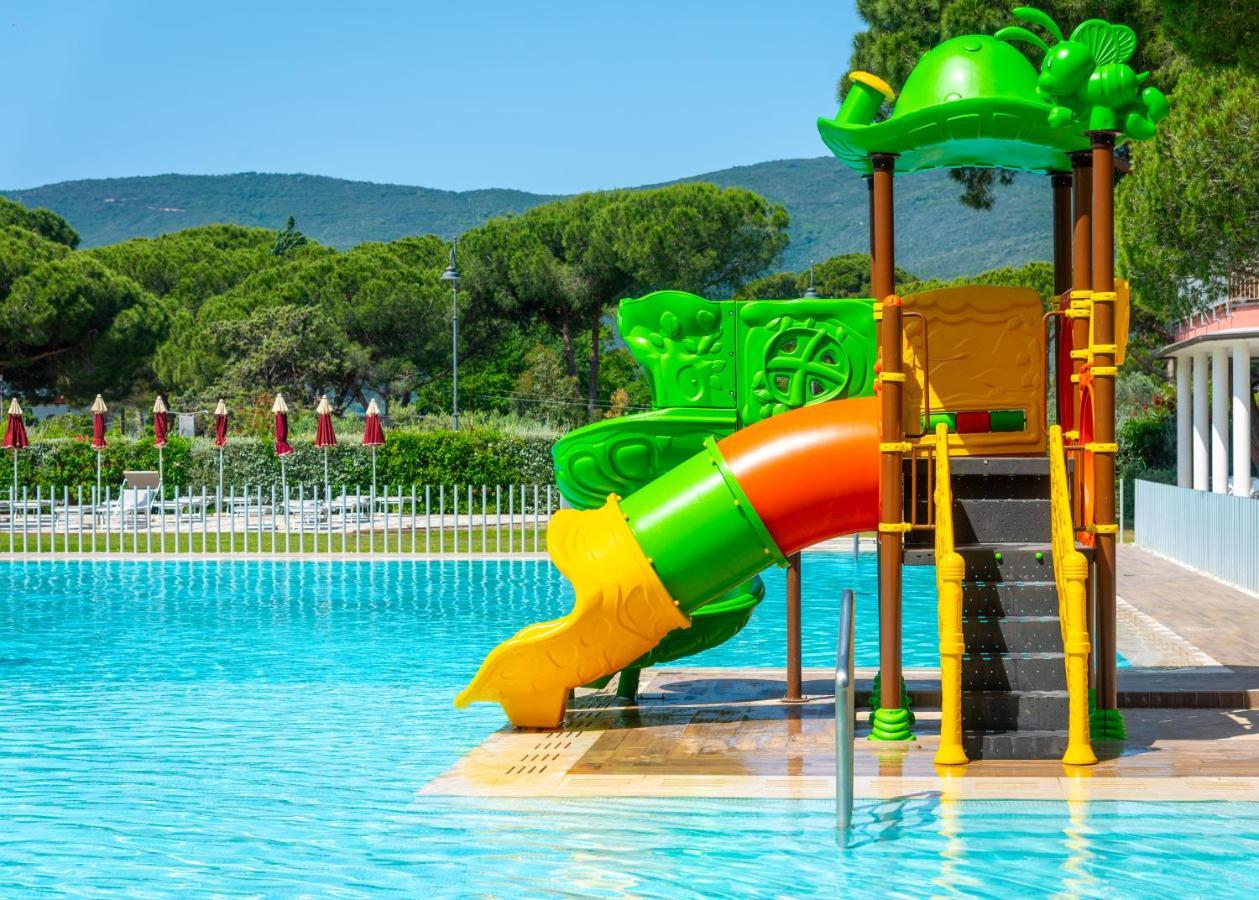 Camping Lacona Pineta Capoliveri  Εξωτερικό φωτογραφία